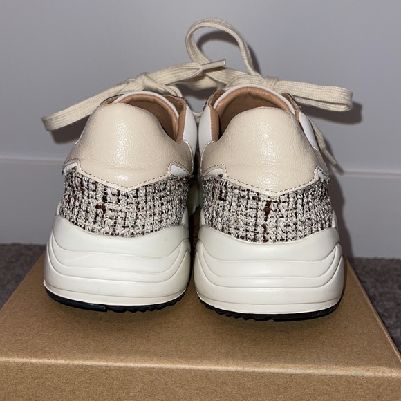 Pamela Sneakers in Carmel - Picture 6 of 8